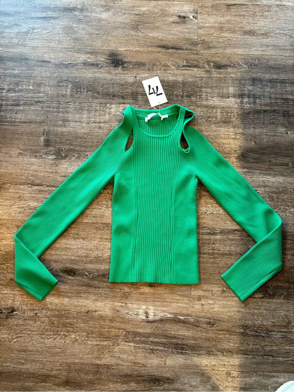ASTR Green Ribbed Cutout Long-Sleeve Top